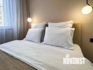 1-к квартира, посуточно, 40м2, 9/18 этаж