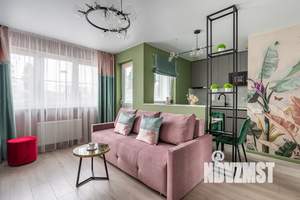 Студия квартира, посуточно, 35м2, 1/12 этаж