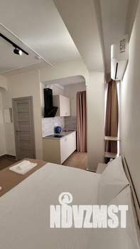 1-к квартира, посуточно, 18м2, 1/2 этаж