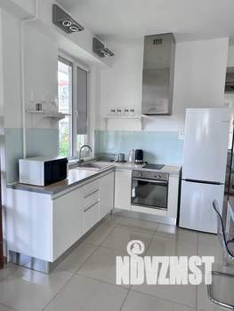 Студия квартира, посуточно, 38м2, 4/5 этаж