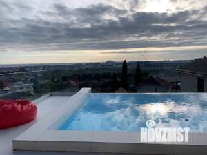 2-к квартира, посуточно, 30м2, 3/3 этаж