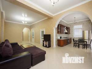 3-к квартира, посуточно, 80м2, 2/5 этаж
