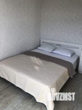 1-к квартира, посуточно, 28м2, 6/9 этаж