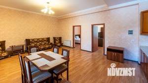 3-к квартира, посуточно, 103м2, 1/1 этаж