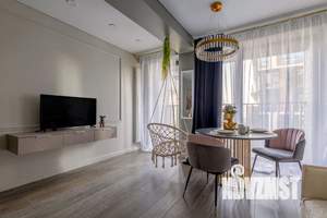 Студия квартира, посуточно, 24м2, 1/9 этаж