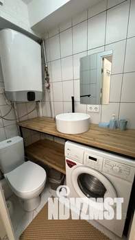 Студия квартира, посуточно, 25м2, 1/14 этаж