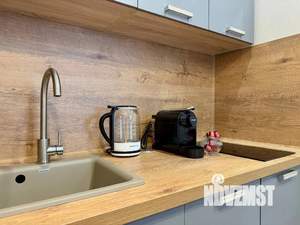 Студия квартира, посуточно, 24м2, 3/19 этаж