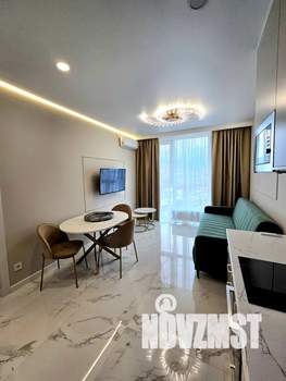 1-к квартира, посуточно, 38м2, 10/18 этаж