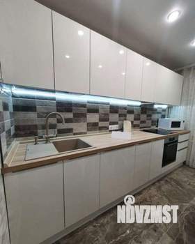 2-к квартира, посуточно, 62м2, 5/10 этаж