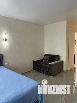 1-к квартира, посуточно, 33м2, 1/8 этаж