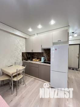 Студия квартира, посуточно, 27м2, 3/13 этаж