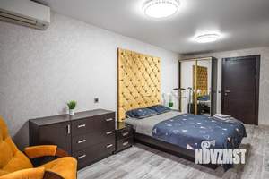 3-к квартира, посуточно, 100м2, 1/1 этаж