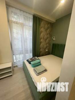 Студия квартира, посуточно, 30м2, 1/3 этаж