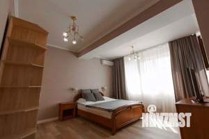 3-к квартира, посуточно, 80м2, 1/1 этаж
