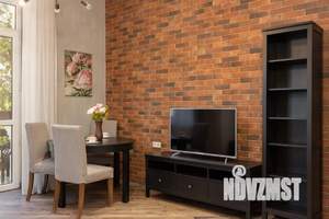 Студия квартира, посуточно, 38м2, 3/7 этаж