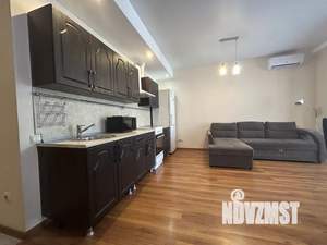 Студия квартира, посуточно, 35м2, 5/12 этаж