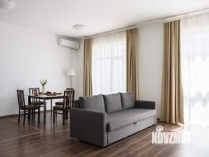 1-к квартира, посуточно, 40м2, 1/1 этаж