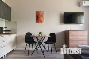 Студия квартира, посуточно, 28м2, 9/19 этаж