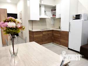 Студия квартира, посуточно, 30м2, 6/11 этаж