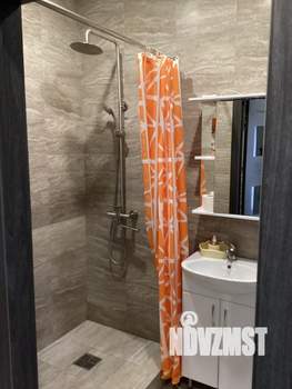 1-к квартира, посуточно, 33м2, 5/10 этаж