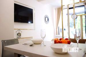 Студия квартира, посуточно, 333м2, 1/2 этаж