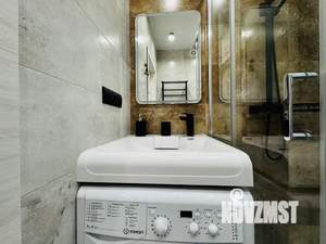 Студия квартира, посуточно, 24м2, 3/19 этаж