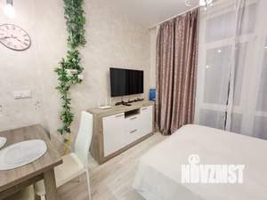 Студия квартира, посуточно, 25м2, 1/4 этаж