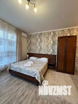 1-к квартира, посуточно, 36м2, 1/3 этаж