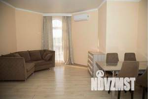 3-к квартира, посуточно, 70м2, 4/4 этаж