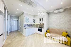 2-к квартира, посуточно, 60м2, 13/19 этаж