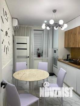 3-к квартира, посуточно, 80м2, 1/4 этаж