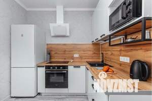1-к квартира, посуточно, 40м2, 10/12 этаж