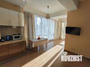 1-к квартира, посуточно, 56м2, 1/1 этаж