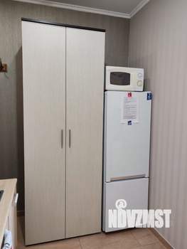 Студия квартира, посуточно, 30м2, 1/4 этаж