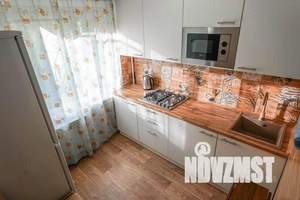 1-к квартира, посуточно, 35м2, 2/5 этаж