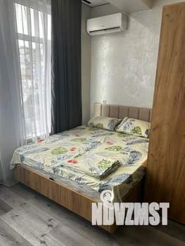 Студия квартира, посуточно, 30м2, 4/8 этаж