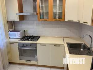 2-к квартира, посуточно, 50м2, 2/5 этаж