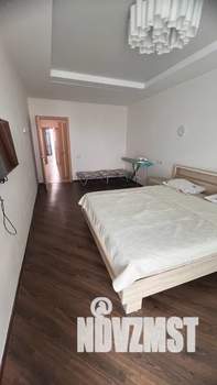 2-к квартира, посуточно, 96м2, 7/15 этаж