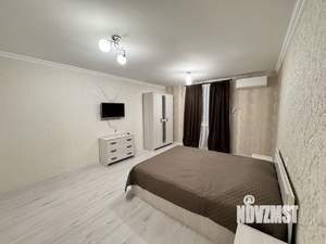 2-к квартира, на длительный срок, 90м2, 2/3 этаж