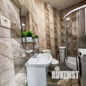 1-к квартира, посуточно, 38м2, 4/11 этаж