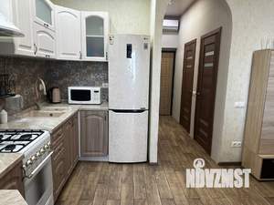 1-к квартира, посуточно, 40м2, 2/5 этаж