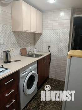 1-к квартира, посуточно, 35м2, 1/2 этаж