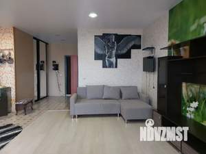 Студия квартира, посуточно, 40м2, 5/20 этаж