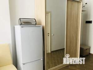 Студия квартира, посуточно, 29м2, 1/5 этаж