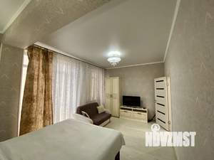1-к квартира, посуточно, 34м2, 3/5 этаж