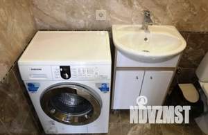 Студия квартира, посуточно, 35м2, 2/3 этаж