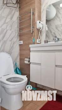 1-к квартира, посуточно, 39м2, 8/14 этаж