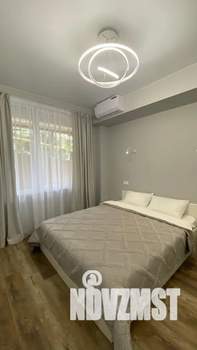 1-к квартира, посуточно, 37м2, 1/12 этаж