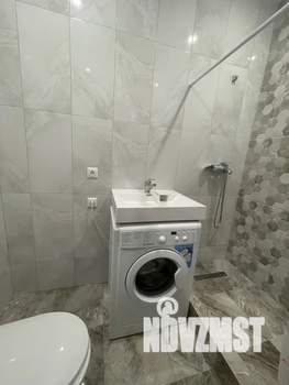 Студия квартира, посуточно, 25м2, 1/17 этаж