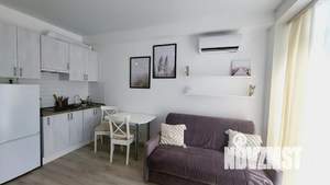 Студия квартира, посуточно, 27м2, 5/7 этаж